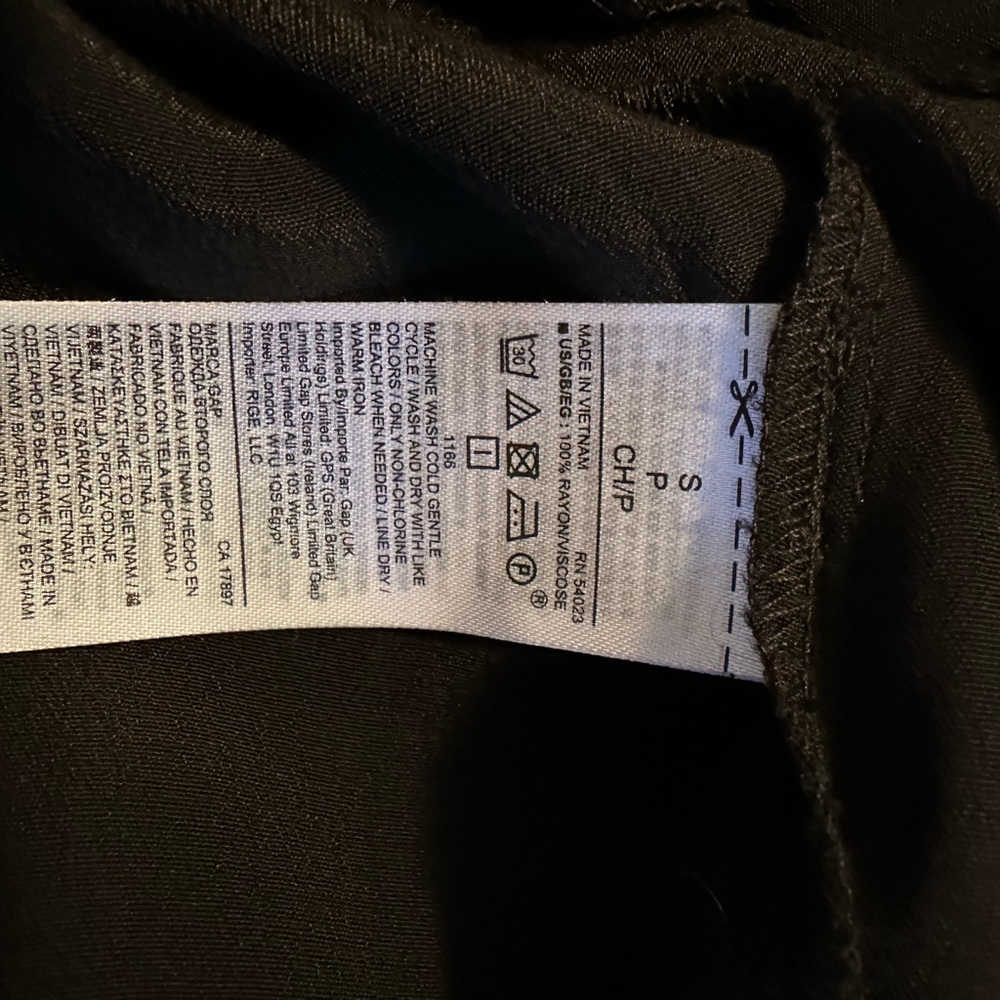 Gap Sz S NWT sleeveless maxi-length shirt dress in black rayon, full button - Picture 2 of 12